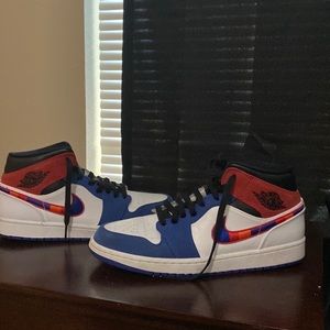 Jordan 1 mid Rush Blue University Red